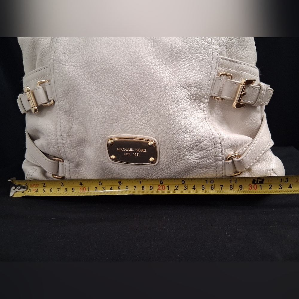 Michael Kors Cream Leather Satchel with Gold Hardware - Picture 6 of 12